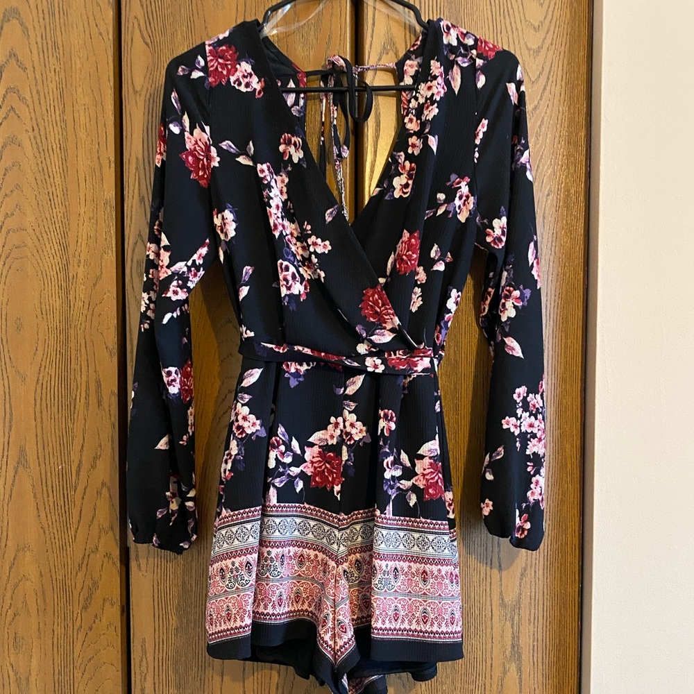 NEW Long sleeve floral romper